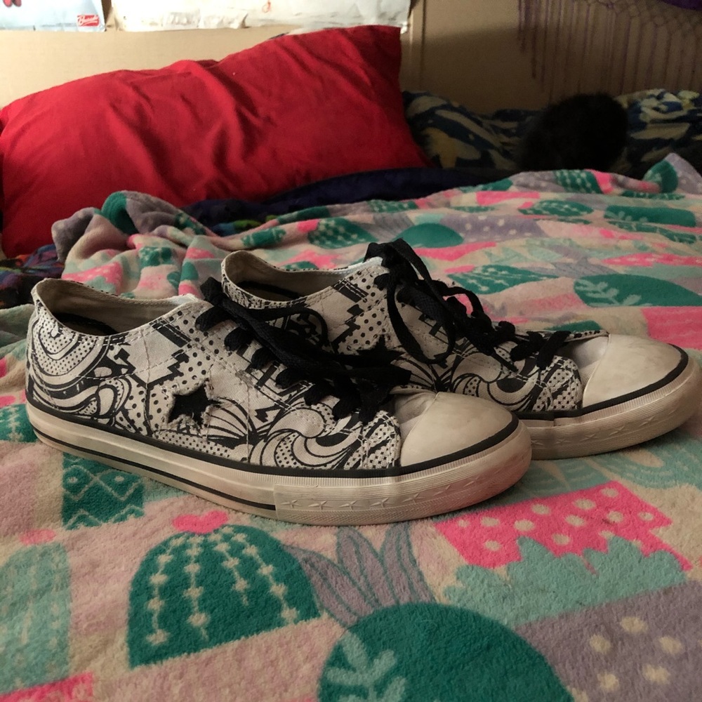 Converse